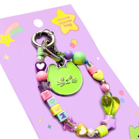 Söpöt puhelinriipukset tuovat persoonallisuutta laitteisiin söpöillä muotoiluilla, kuten eläimillä, kukilla tai hahmoilla.