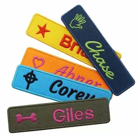 Вышитые ярлыки с именами - Индивидуальные вышитые ярлыки с именем, адаптированные под ваши нужды.