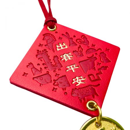 Lederanhänger sind vielseitig und können für Schlüsselanhänger, Armbänder oder als dekorative Stücke verwendet werden.