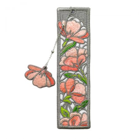 Marcador de bordado - Un marcador de bordado combina practicidad con elegancia, lo que lo convierte en una opción perfecta para los amantes de los libros.