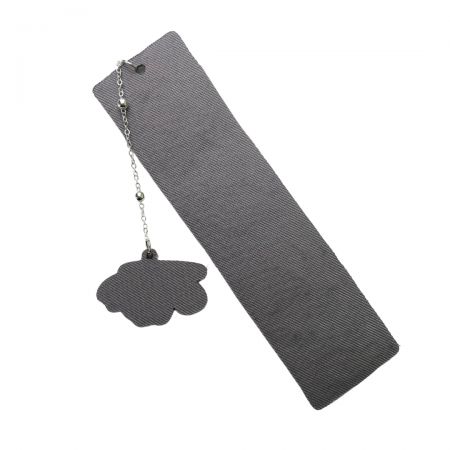 Un marcador de bordado es un regalo duradero y único que se puede diseñar para coincidir con gustos o temas personales.