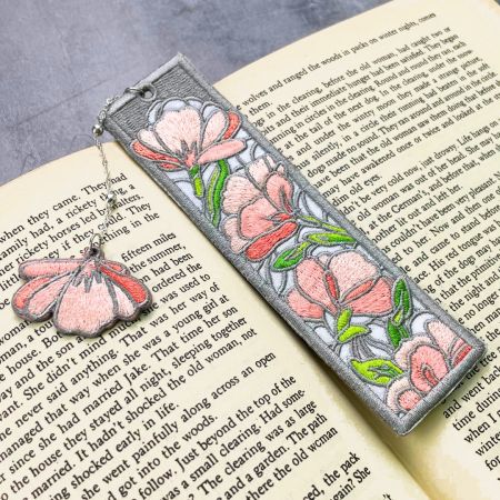 Con varios materiales y opciones de diseño, los marcadores personalizados ofrecen una forma creativa de promover marcas o celebrar eventos.