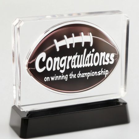 Create custom acrylic trophies with engraved or printed designs.