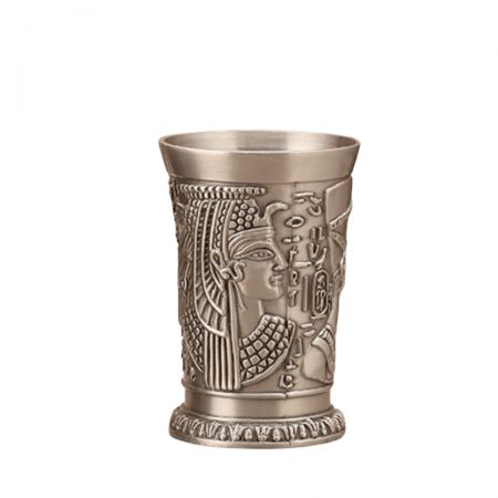 Mukautetut matkamuistokupit ovat täydellisiä lahjoja turisteille.