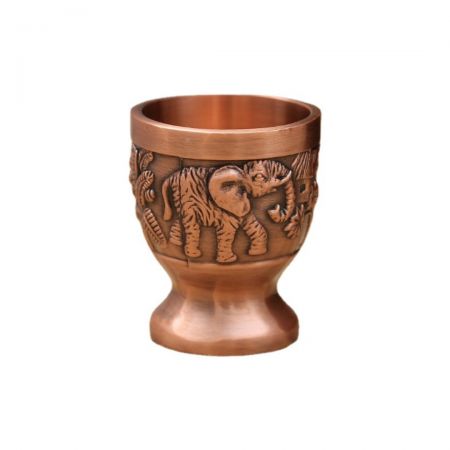 Mukautetut metallishotit tuovat tyylikkään lisän mihin tahansa baariin.