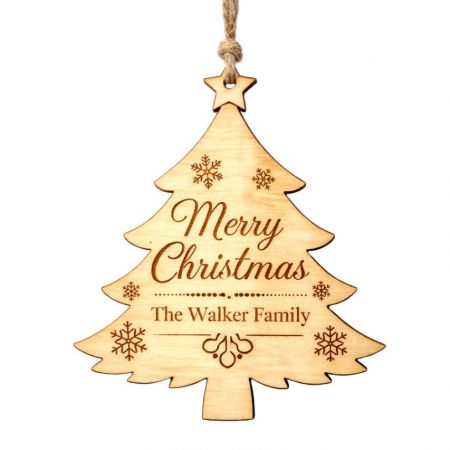 adornos navideños de madera.