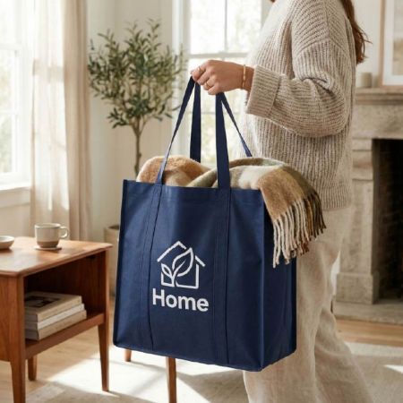 сумки из нетканого материала с логотипом.