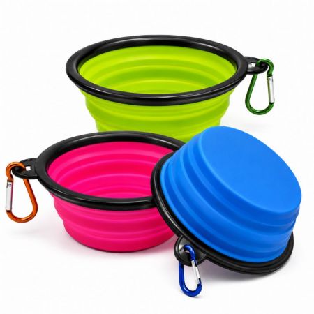 collapsible dog water bowl.