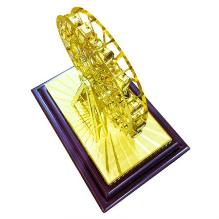 Räätälöidyt 3D-mallit messinkiä ovat tervetulleita.