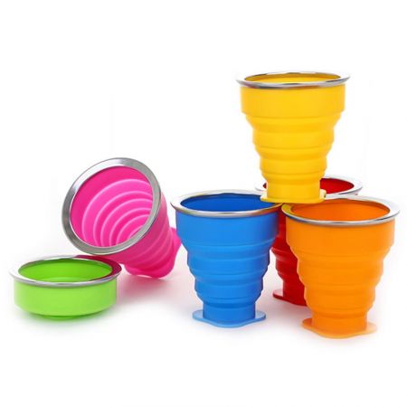 The collapsible travel cup is soft and comfortable.