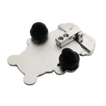 कस्टम मास्कॉट स्टैंडिंग कवाई एनामेल पिन।