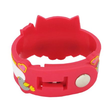 Special shaped silicone bracelets are very different from others.
