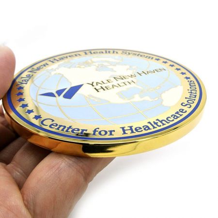 예일-뉴헤이븐 건강 시스템 기념 동전.