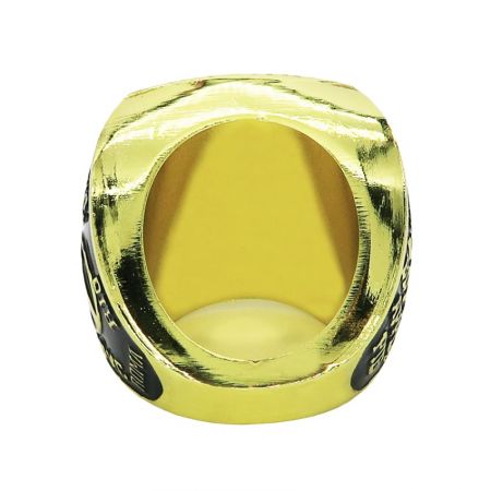 Personalized championship rings can fits your personality with specifics.