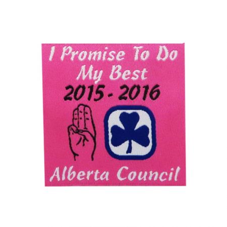 Тканевые ярлыки - самый популярный способ брендинга вашей одежды.