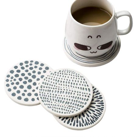 Diatomite Coasters - The diatomite coasters are adorable and stylish.