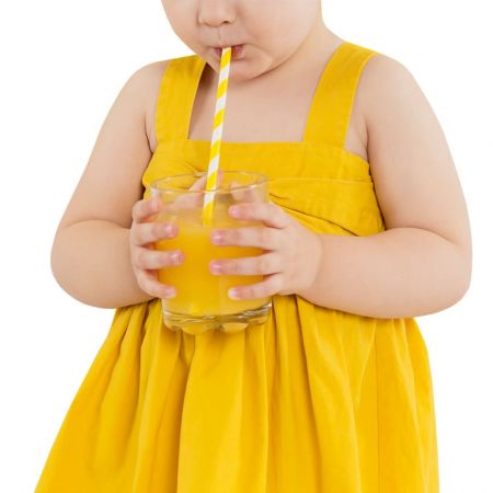 We can customize the paper drinking straws with your logo.