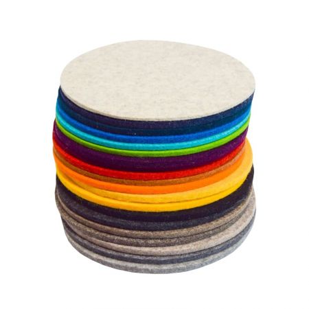 High quality felt seat pad with feeling extra comfortable.