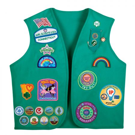 Hemos personalizado cientos de parches diferentes de las Girl Scouts a lo largo de los años.