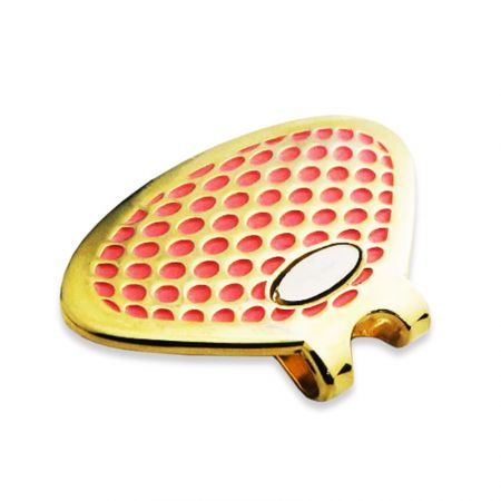 Vores tilpassede golf hat clip og boldmarkører vil få dig til at skille dig ud.