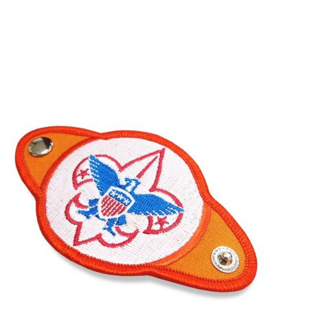 Aangepaste geborduurde scout woggle.