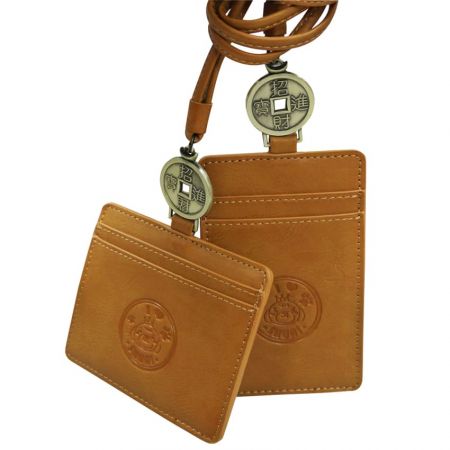 Det finnes en søt gjenstand kalt lær ID-kortholder.