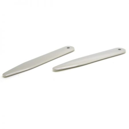 Stainless steel is the most popular metal for collar stays.