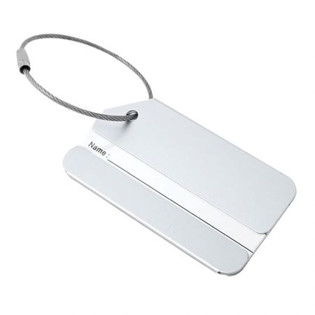 Hver metall bagasjelapp er laget etter ditt personlige design.