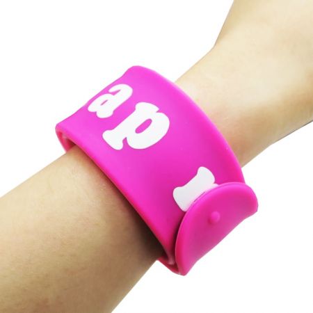 The slap band is made of 100% non-toxic silicone.
