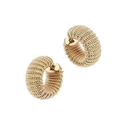 These fashion earrings are an amazing accessory for charming girl.