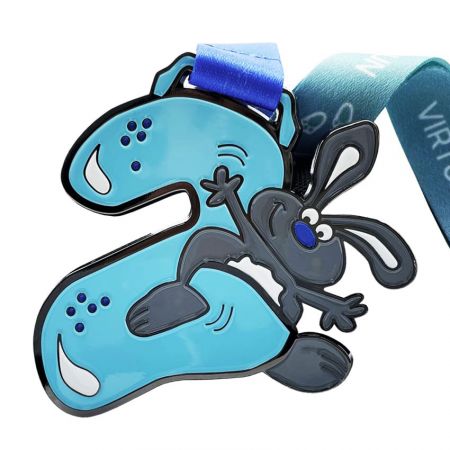 Benutzerdefinierte virtuelle Rennmedaille - Star Lapel Pin stellt Medaillen für Kinderläufe her.