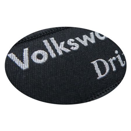 Den vevde nøkkelringen kan vise komplekse og små detaljer.