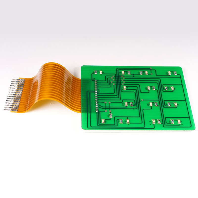 PCB monterad med F.P.C.