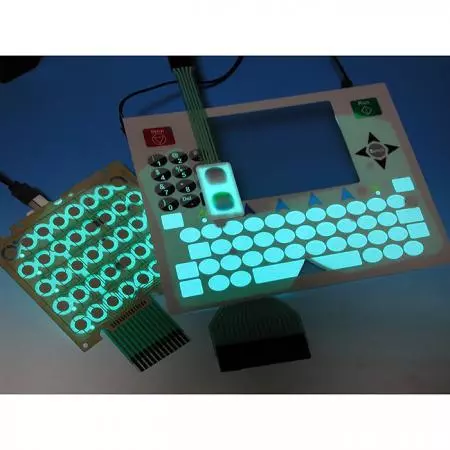 El panel ensamblado con interruptor de membrana - Interruptor de membrana retroiluminado