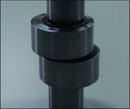 Measurement of Oil Pump spindle - Physical dimensions of a short shaft and its cam measured in 15 seconds.
