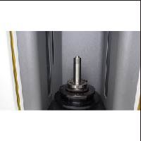 Range selecting and image resolution will affect the R angle measurement.