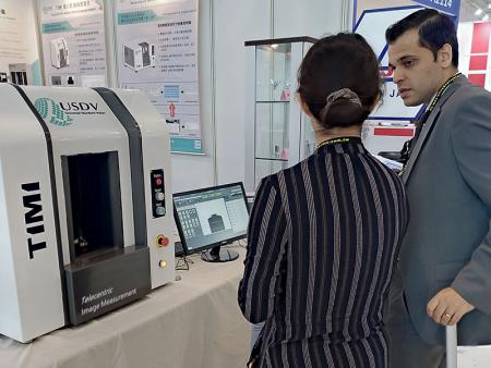 Image measuring machine attracted the attention of visitors.