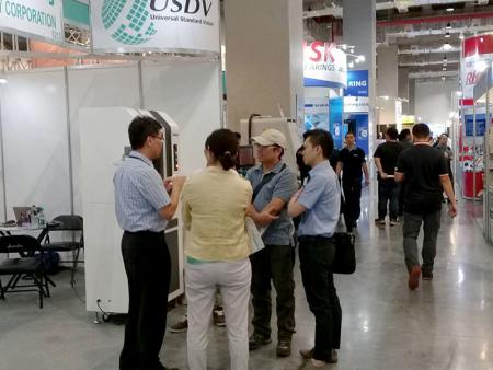 THE image measuring machine attracted the attention of visitors.