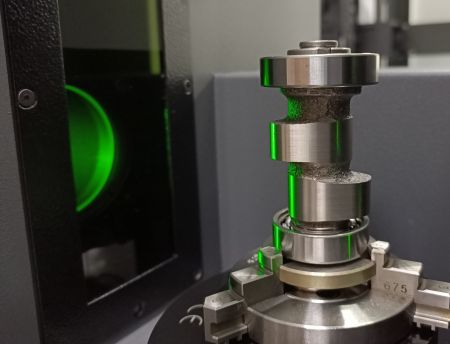 機車凸輪輪廓量測 - 可一次同時量測兩顆凸輪軸,速度比三次元快5倍