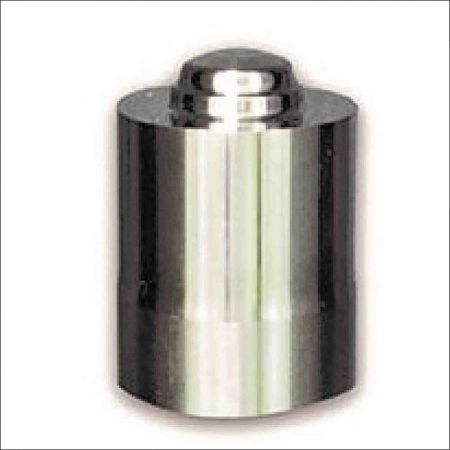 沖頭量測 - 平均檢查一支冲頭的時間只要十幾秒鐘