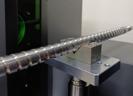 螺桿尺寸自動量測