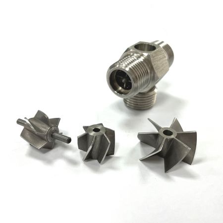 Torna işleme yapılmış akış kontrol metal parçaları