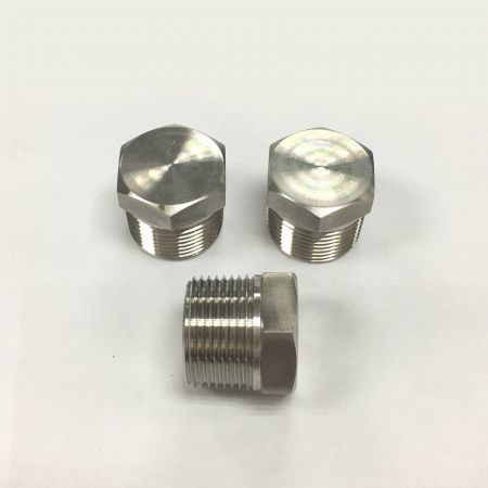 Tapón de cabeza hexagonal en acero inoxidable o acero al carbono con recubrimiento de zinc
