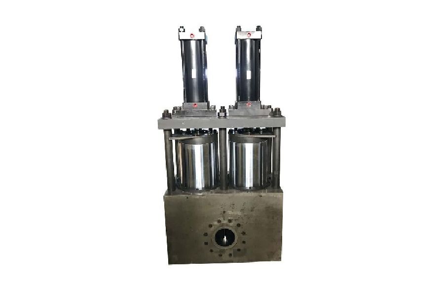 This is a 180 type of double pillar hydraulic screen changer
