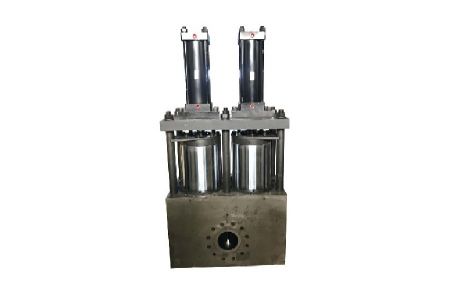 Double Pillar Hydraulic Screen Changer - This is a 180 type of double pillar hydraulic screen changer