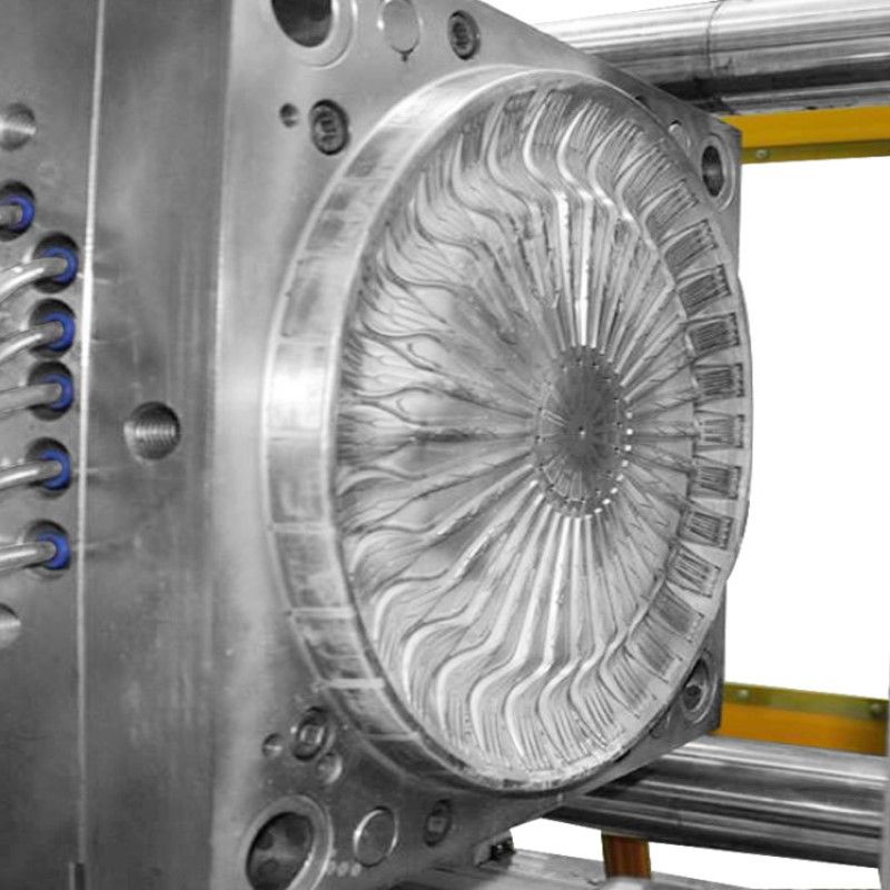 伺服節能塑膠射出成型機出口祕魯。