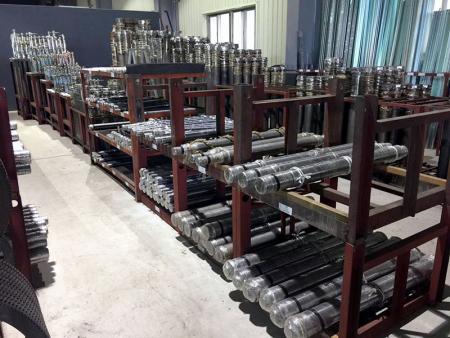 The axes are treated with high-frequency to increase hardness and durability.