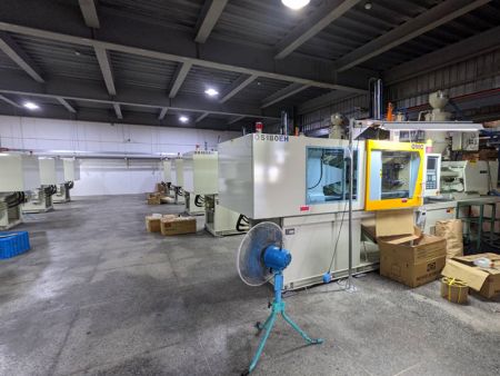 The high performance injection machines able to apply on the PPSU material production.