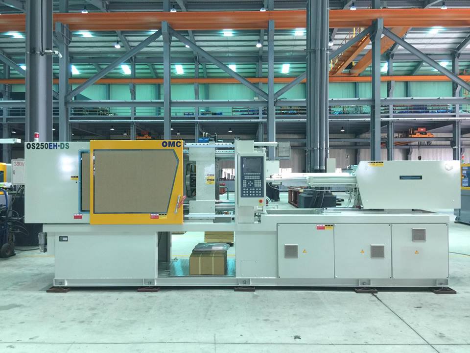 鑫禾塑膠射出成型機協助高階模具開發