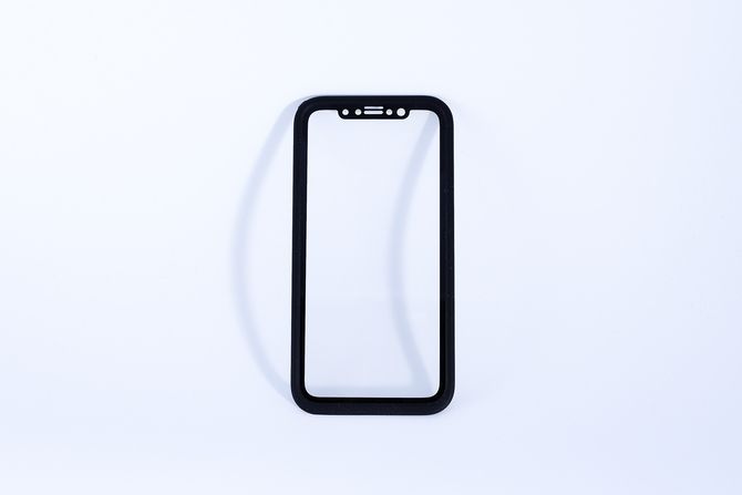 JanHuei can use Liquid Silicone Rubber injection molding technology combined with glass and silicone rubber seal. IAdding waterproof function on glass panel.